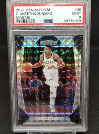 2017-18 Panini Mosaic Prizm Giannis Antetokounmpo Bucks #30 PSA 9