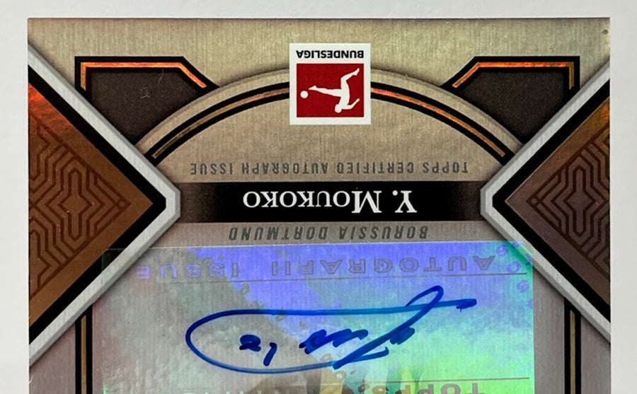 2022-23 Topps Tier One Bundesliga Young Gold AU Youssoufa Moukoko 114/120