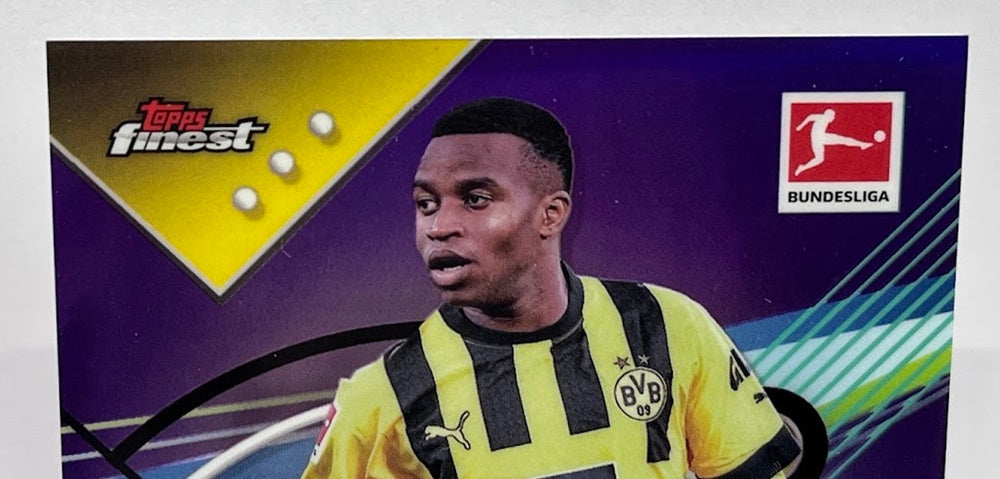 2022-23 Topps Finest Bundesliga AU Youssoufa Moukoko Dortmund 82/99 #39 B