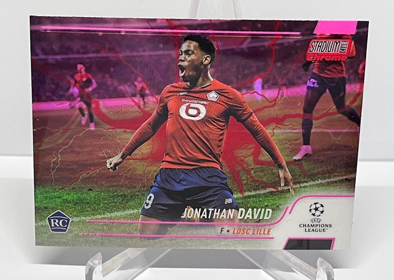 2022 Topps Stadium Club Chrome Pink & Red RC Jonathan David Losc Lille #83