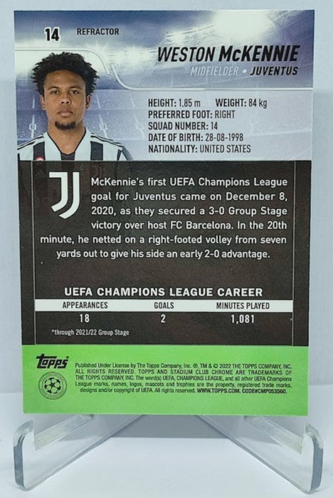 2022 Topps Stadium Club Chrome Refractor Weston McKennie Juventus #14