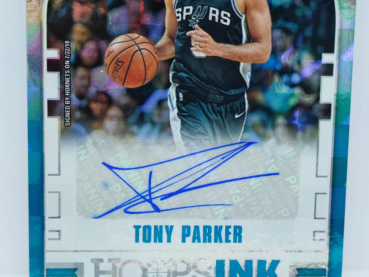 2018-19 Panini Hoops INK AU Tony Parker Charlotte Hornets