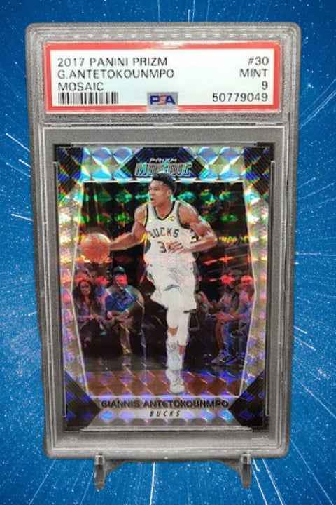 2017-18 Panini Mosaic Prizm Giannis Antetokounmpo Bucks #30 PSA 9