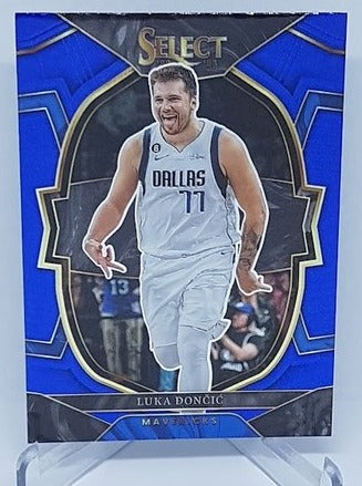 2022-23 Panini Select Concourse Luka Doncic Mavericks #51