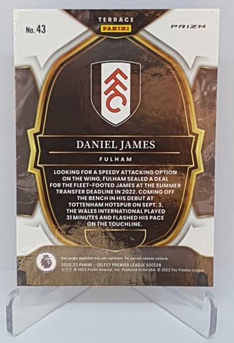 2022-23 Panini Select Premier League Pink Cracked Ice Daniel James Fulham #43