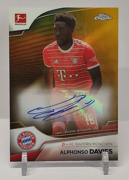 2022-23 Topps Chrome Auto Alphonso Davies Bayern München 37/50