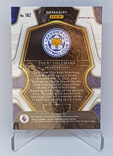 2022-23 Panini Select Premier League Pink Cracked Ice Youri Tielemans Leicester #162