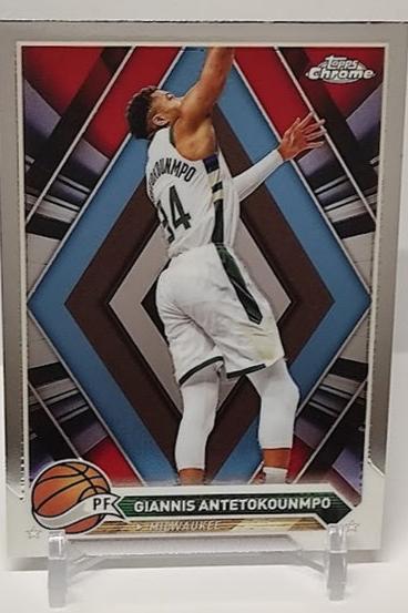 2024 Topps Chrome Giannis Antetokounmpo Milwaukee #15