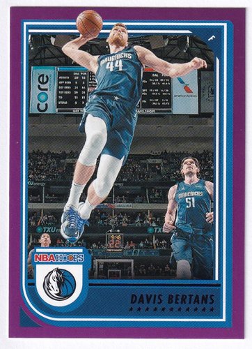 2022-23 Panini Hoops Purple Davis Bertans Mavericks #125