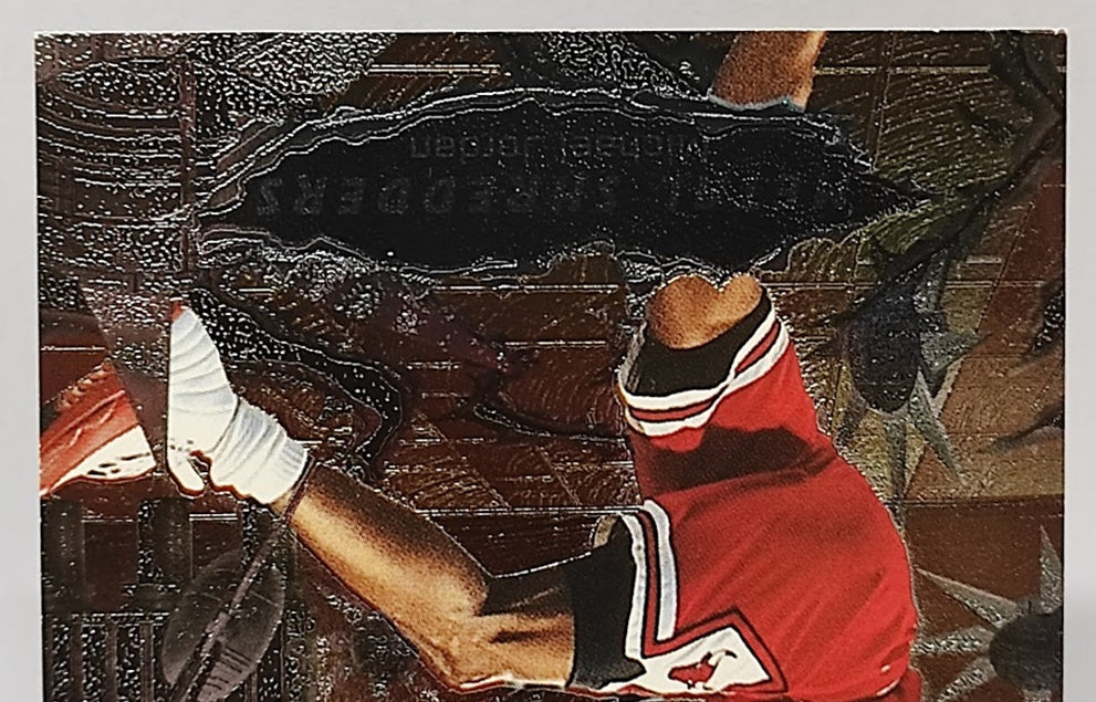 1996-97 Fleer Metal Universe Metal Shredders Michael Jordan Bulls #241 *2