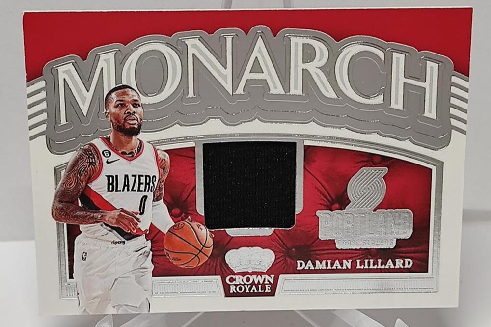 2022-23 Panini Crown Royale Monarch Memorabilia Damian Lillard Portland