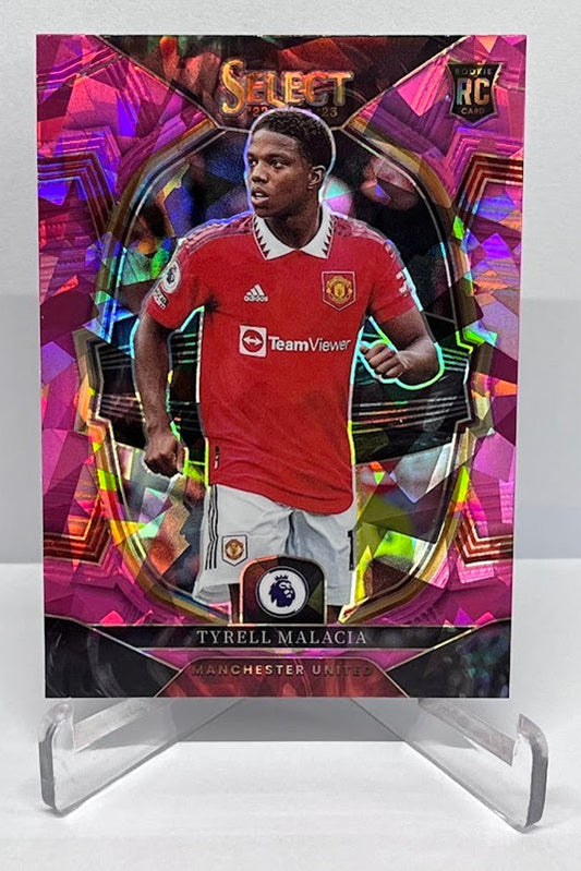 2022-23 Panini Premier League Pink Cracked Ice Prizm RC Tyrell Malacia Manchester #70
