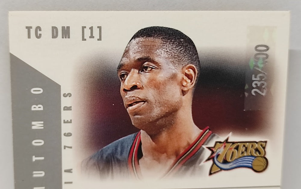 2001-02 Fleer Force True Colors Dikembe Mutombo 76ers 235/400