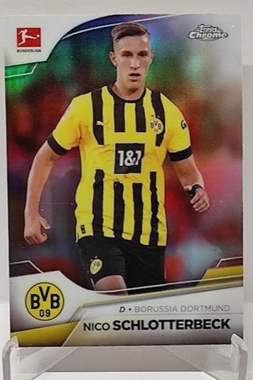 2022-23 Topps Chrome Refractor Nico Schlotterbeck Dortmund #31