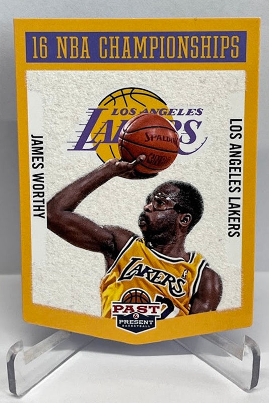 2012-13 Panini Past & Present Winning Touch Banners James Worthy Lakers #24