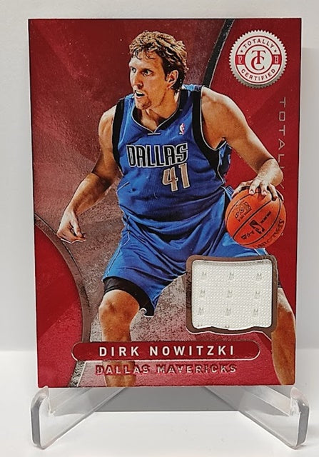 2012-13 Panini Totally Certified Red Dirk Nowitzki Mavericks #64