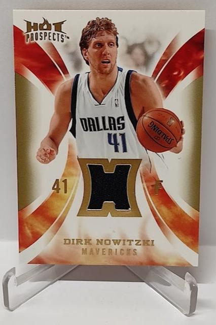 2008-09 Fleer Hot Prospects Hot Materials Dirk Nowitzki Mavericks