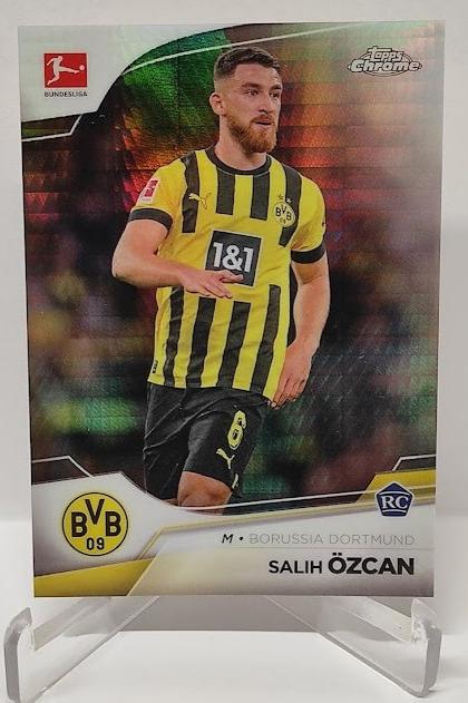 2022-23 Topps Chrome Prism Refractor RC Salih Özcan Dortmund 047/230 #30