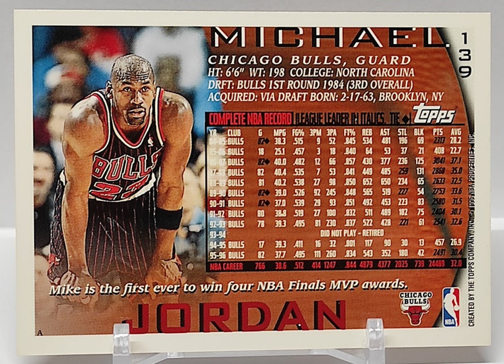 1996-97 Topps Michael Jordan Chicago Bulls #139 *2