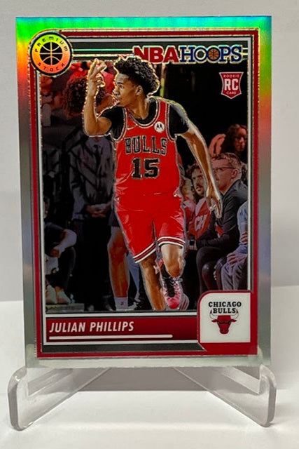 2023-24 Panini Hoops Premium Prizm RC Julian Phillips Bulls #61